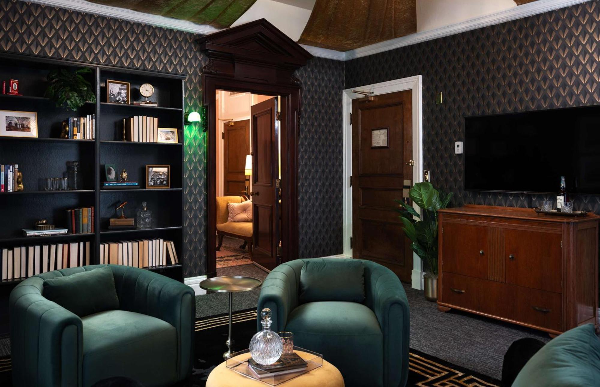 The Seelbach Hilton Louisville Bagian luar foto